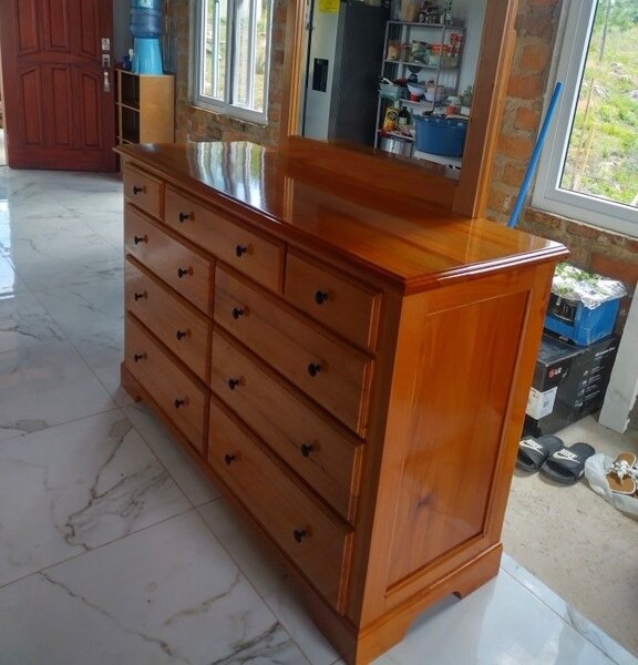 Commode en bois massif 10 tiroirs