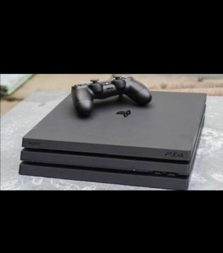 Console Sony PS4 avec Manette