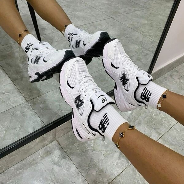 Chaussures de sport colorées