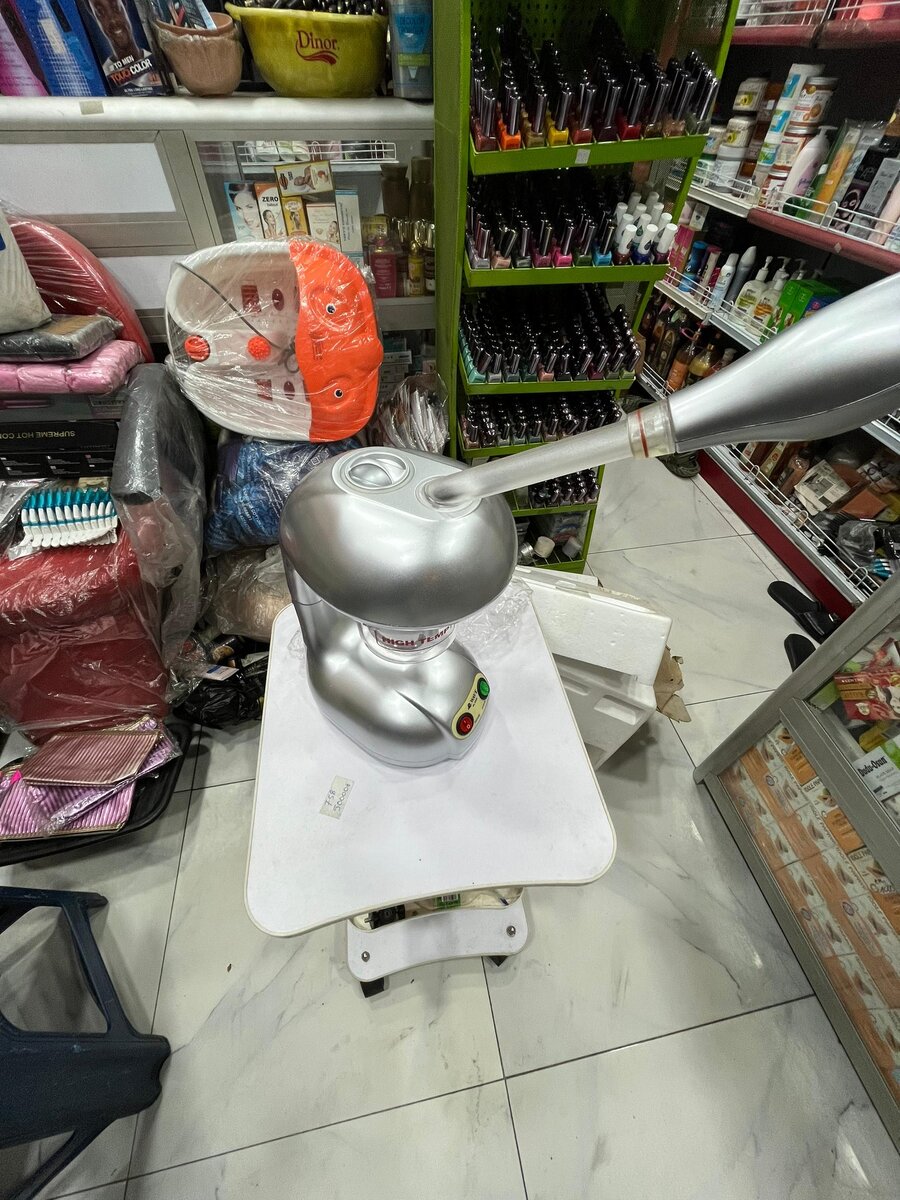 Machine à vapeur pour visage