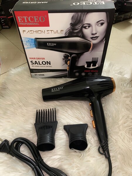 Sèche-cheveux professionnel ETCEO