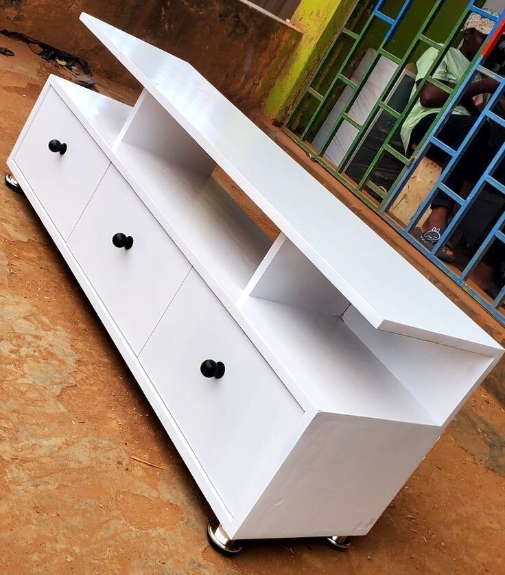 Meuble TV Moderne avec Étagères