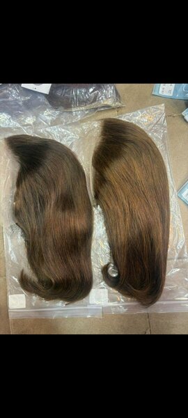 Perruque en cheveux naturels