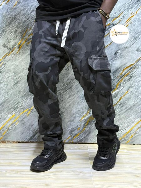 Pantalon cargo camouflage