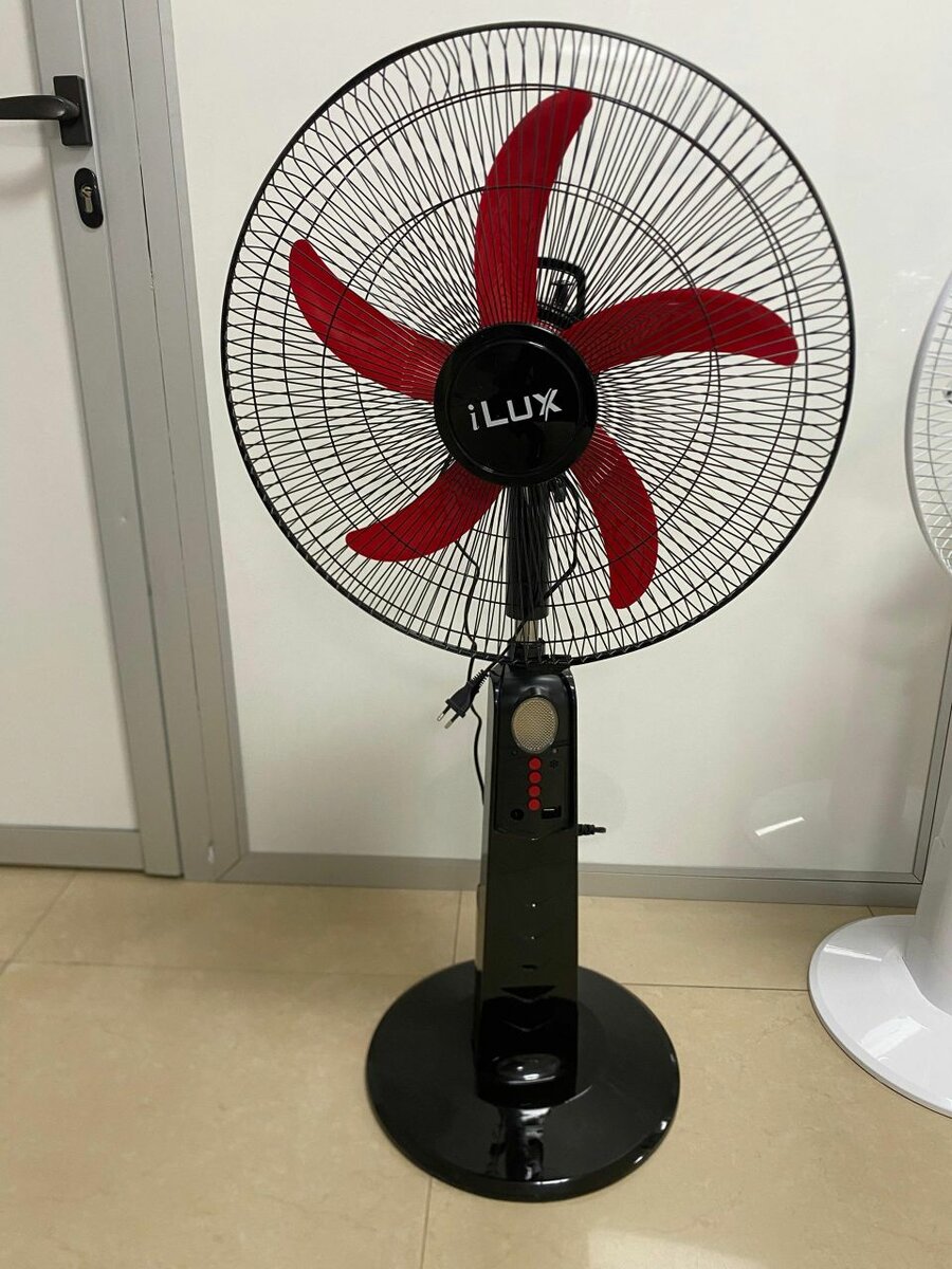 iLUX Ventilateur de sol rechargeable 18 pouces