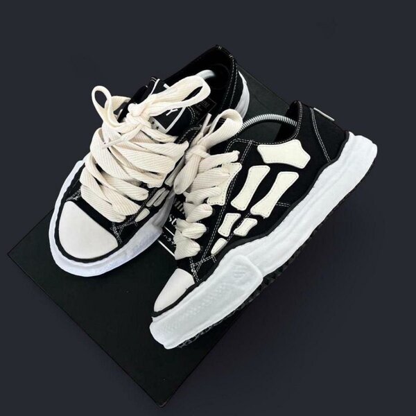 Baskets Amiri Casual Chic