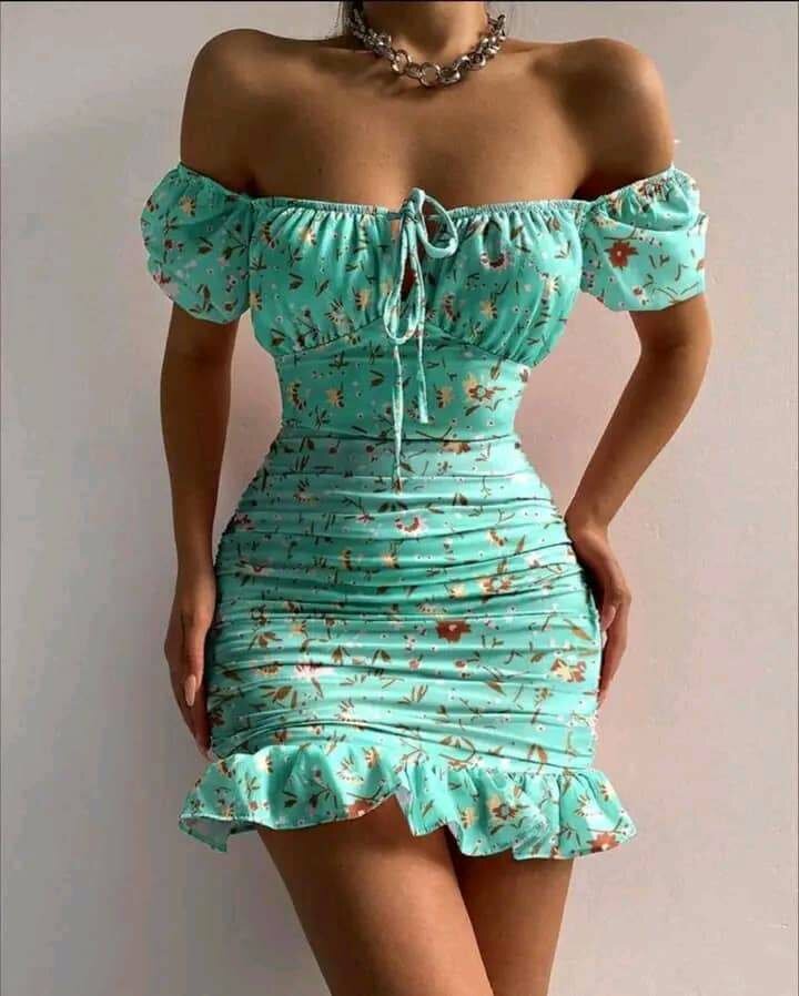 Robe élégante satinée