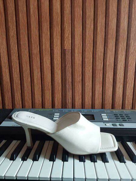 Sandale à talon blanche