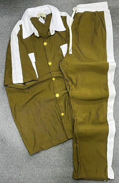 Tenue de sport rétro unisexe