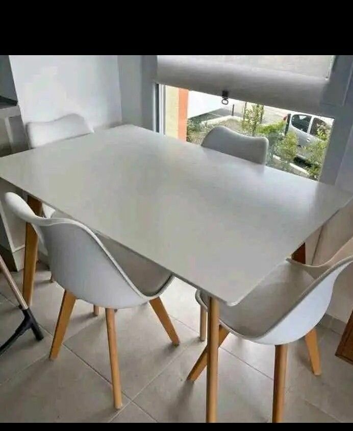 Ensemble de table moderne