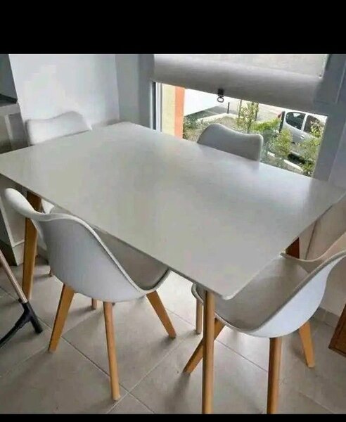 Ensemble de table moderne