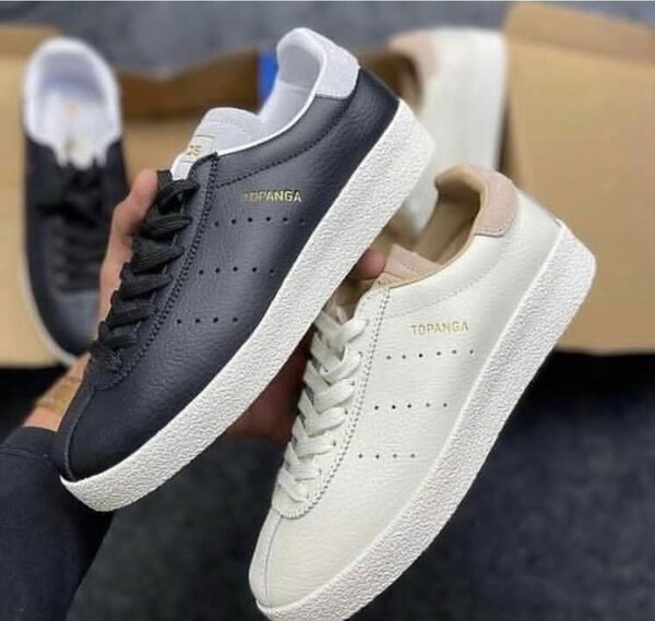 Baskets Topanga élégantes