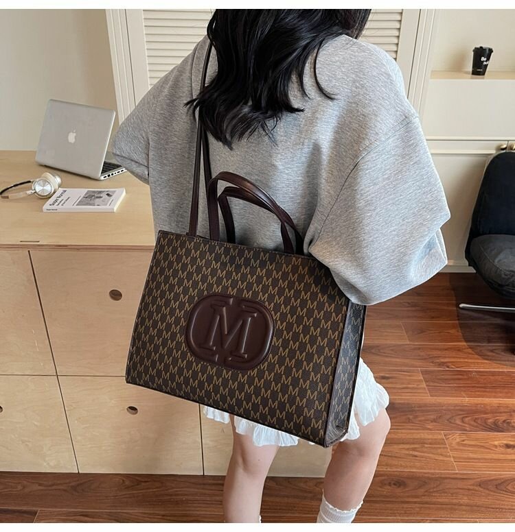 Sac cabas élégant en cuir