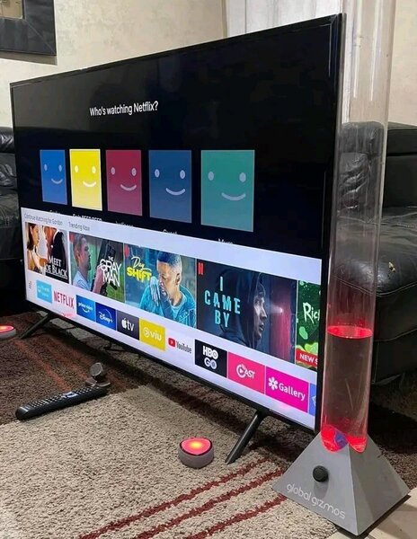 Lampe à lave LED moderne