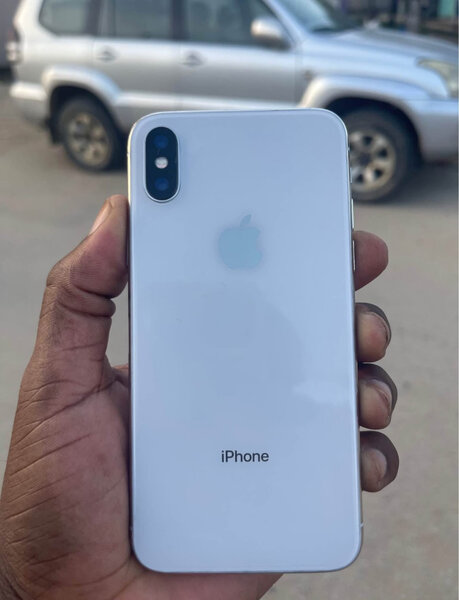 iPhone X 64GB Argent