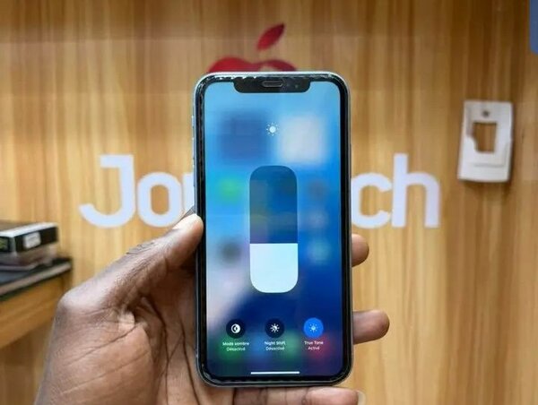 Smartphone avec écran tactile