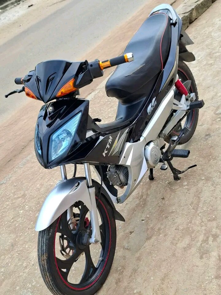 Moto KTM sportive