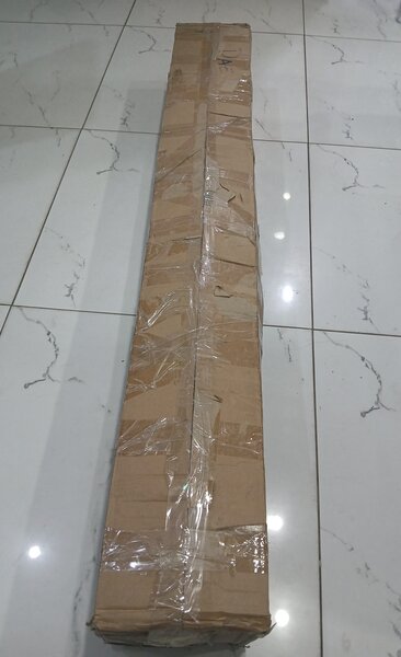 Sapin blanc 2m avec guirlandes