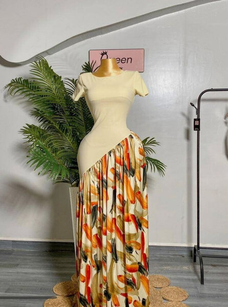 Robe élégante à motif floral