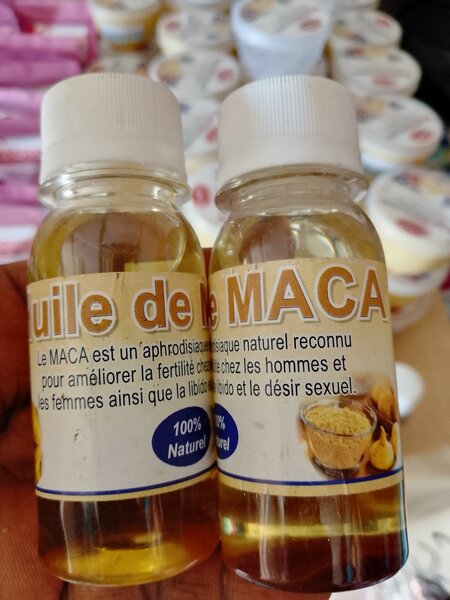 Huile essentielle de Maka