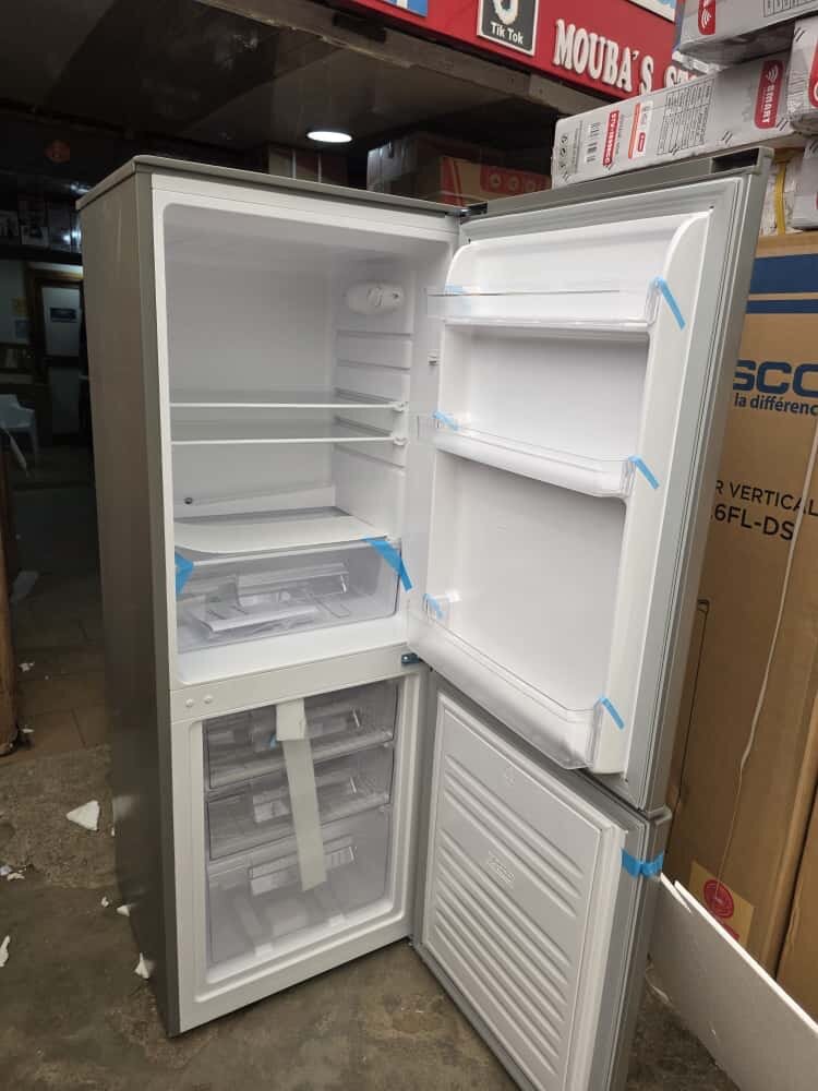 Réfrigérateur nasco 207 litre