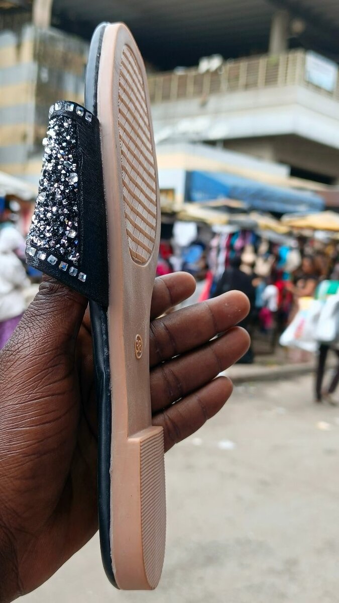 Sandales élégantes à strass