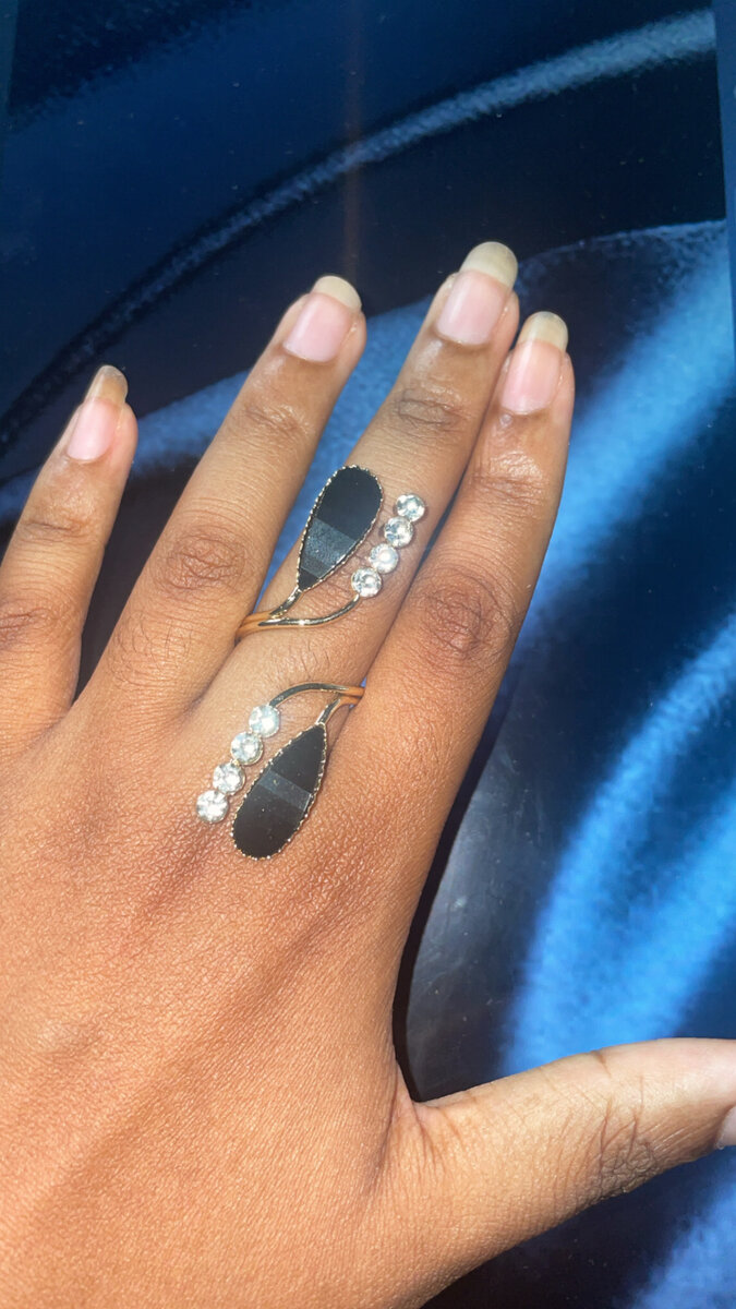 Bague élégante en cristal