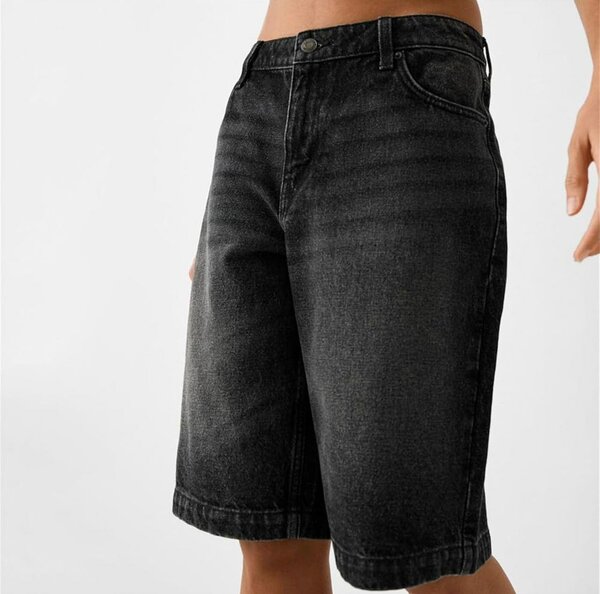 Shorts en denim noir