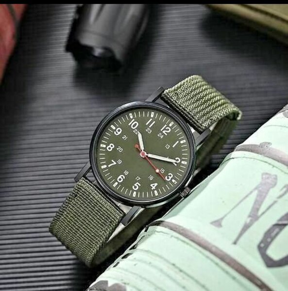 Montre militaire résistante