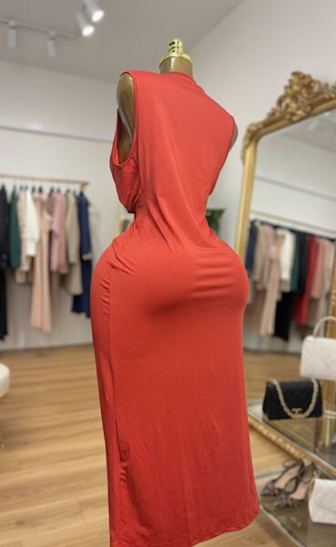 Robe rouge élégante pour femmes