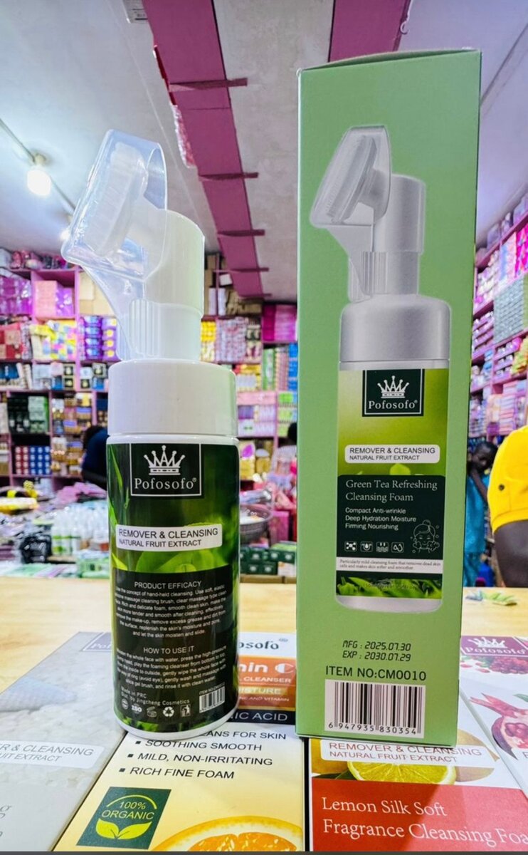 Mousse nettoyante au thé vert