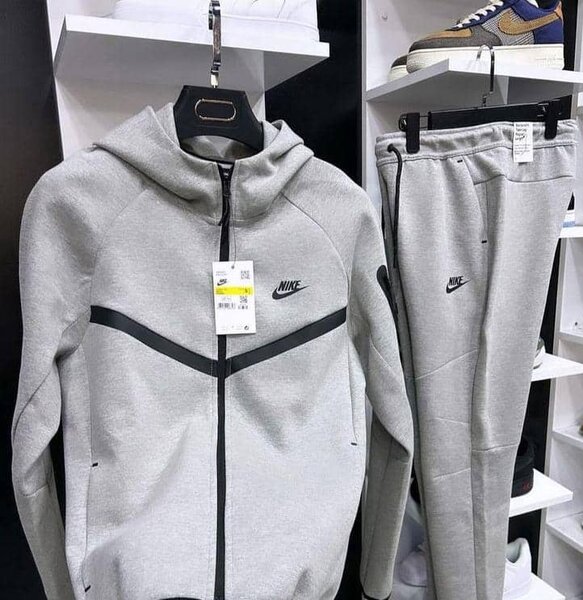Ensemble de survêtement Nike