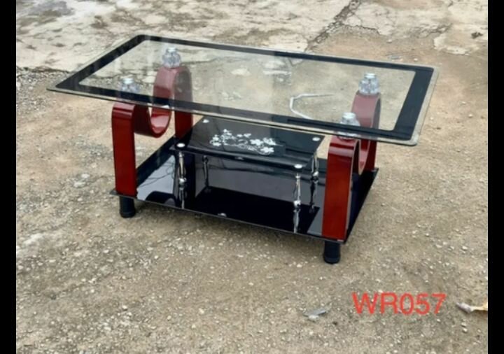 Table basse en verre moderne