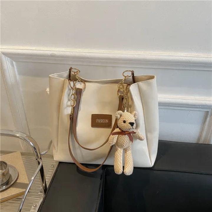 Sac à main avec porte-clés ours