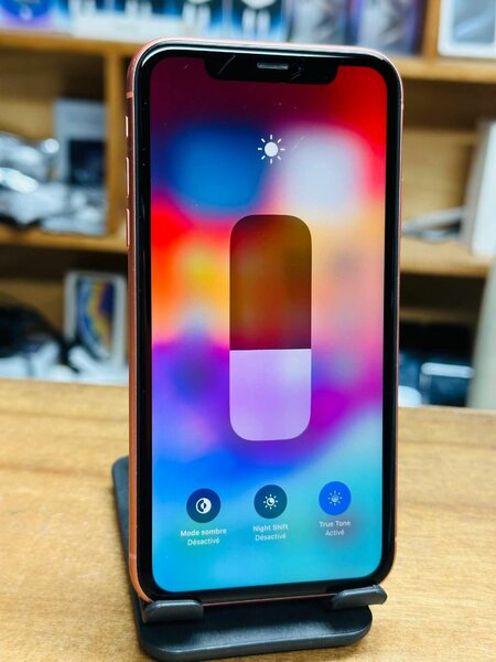 iPhone XR Rouge 64Go Débloqué