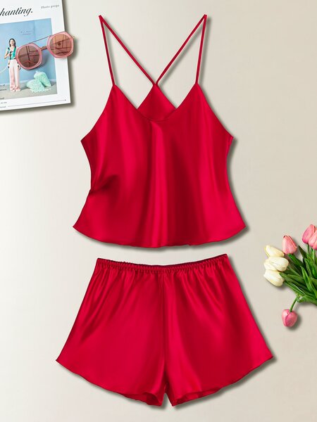 Ensemble de nuit en satin rouge