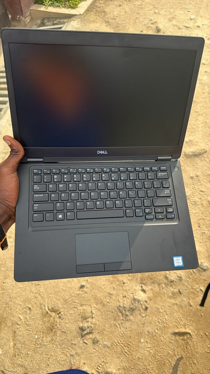 DELL CORE I5 ECRAN 14.1 pouces