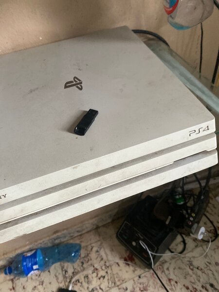 Console Sony PS4 Pro Blanc