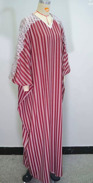 Caftan rayé élégant femme