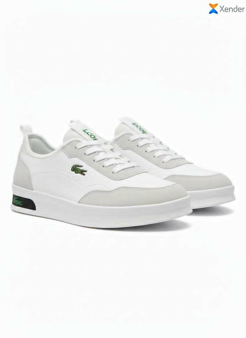 Baskets Lacoste blanches et bleues