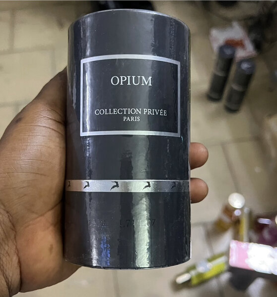 Parfum Opium Élégant