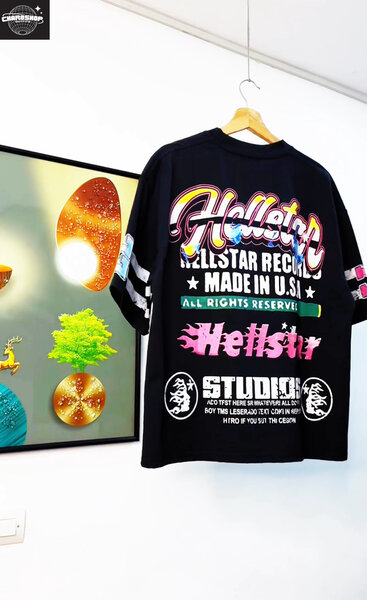 T-shirt graphique Hellstar