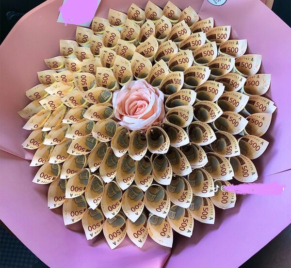 Bouquet d'argent personnalisé avec fleurs artificielles