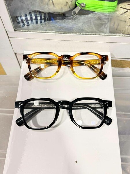 Lunettes rétro stylées