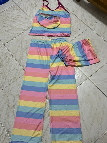 Pyjamas ensemble coloré