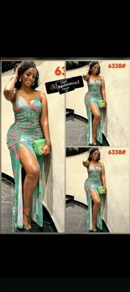 Robe longue verte fendue