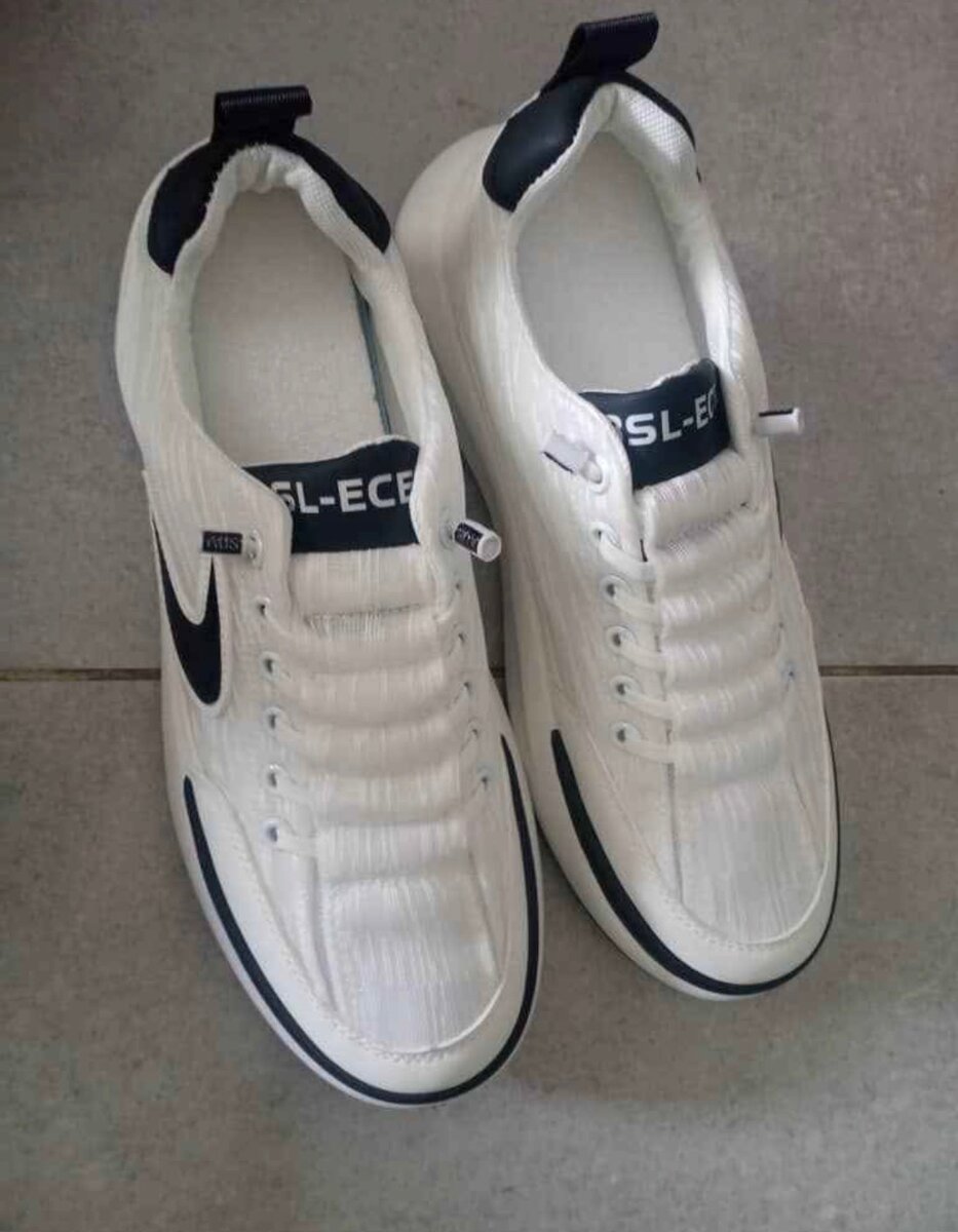 Baskets blanches décontractées