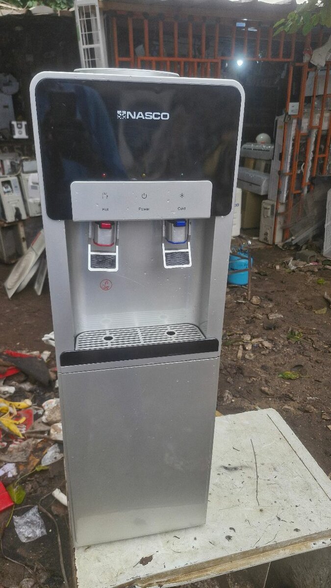 Distributeur d'eau Nasco