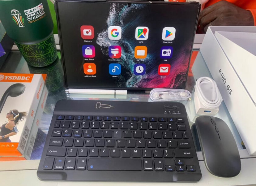 Tablette avec Clavier Sans Fil