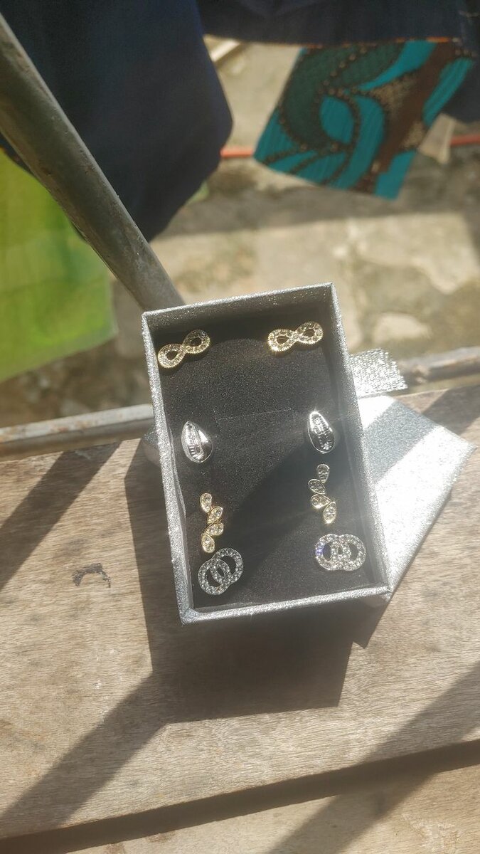 Boucles d'oreilles élégantes